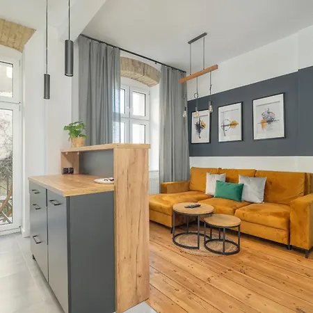 Elegant Apartment Near To The Centre Of Poznan By Rent Like Home Екстер'єр фото
