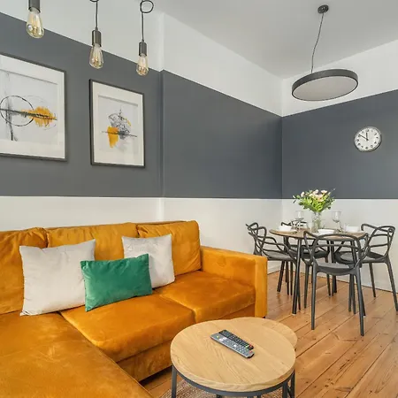 Elegant Apartment Near To The Centre Of Poznan By Rent Like Home Екстер'єр фото