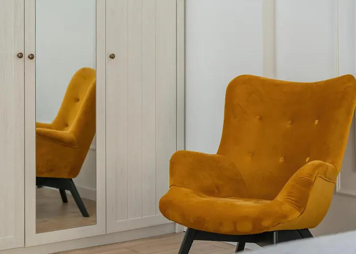 Elegant Apartment Near To The Centre Of Poznan By Rent Like Home